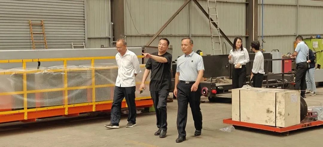 熱烈歡迎省市場(chǎng)監(jiān)督管理局認(rèn)證處史明甫處長(zhǎng)等一行蒞臨東起集團(tuán)考察調(diào)研！